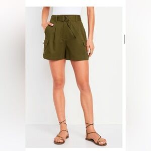 Old Navy Extra High-Waisted Cargo Shorts with Belt, 4.5 inch seam,